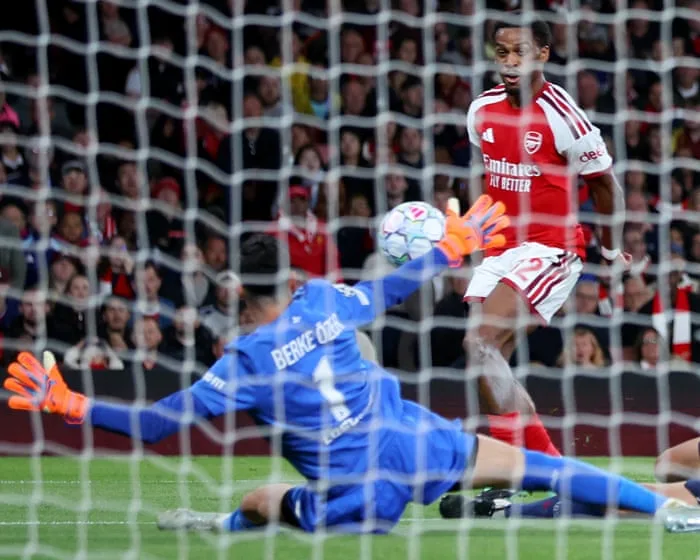 Timber opens the door before Arsenal finishes strongly against Lille