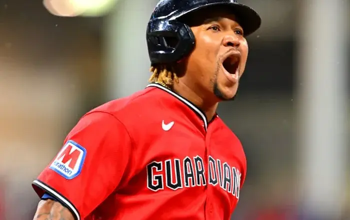 Williams leads Cleveland’s comeback into the ALCS