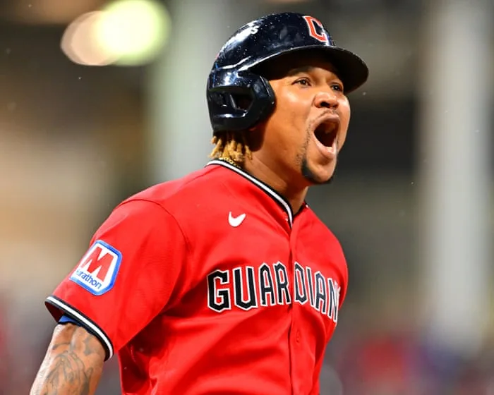 Williams leads Cleveland’s comeback into the ALCS