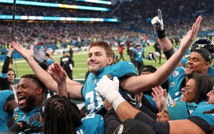 Little’s last-second field goal gives Jacksonville a London win