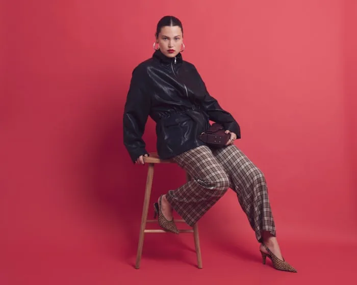 A leather-jacket discussion asks how clothes can overwhelm the wearer