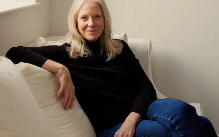 Bonnie Garmus turns to a chaotic poetry magazine in Peck & Peck