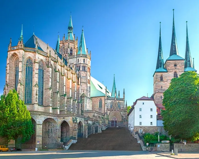 Thuringia’s towns and forests connect through a public-transport journey